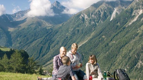 First mountain hotel Ötztal - Oddih v dvoje, Längenfeld, Avstrija - 929 EUR - 5x nočitev v dvoposteljni sobi z balkonom za 2 osebi, All inclusive