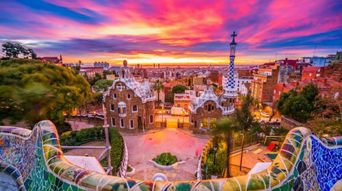 Krompirjeve počitnice v Barceloni, Barcelona, Španija - 1299 EUR - 4x nočitev v hotelu za 2 odrasli osebi in 2 otroka, Zajtrk